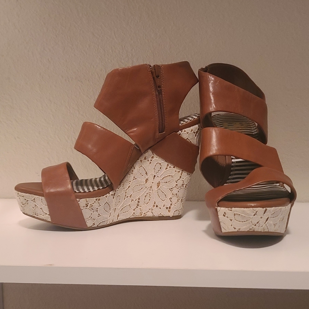GB Lace Wedge Sandal